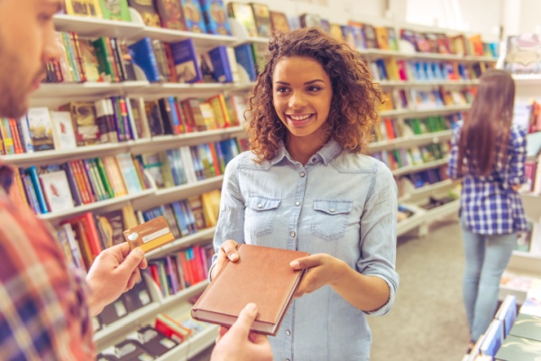 Parce que la vente de livres est soumise au taux de TVA de 5,5 %, une société d’édition de livres applique ce taux réduit à la vente d’agendas et de calendriers. Des produits qui ne répondent pas à la définition fiscale du livre, estime l’administration qui refuse l’application du taux réduit de TVA. À tort ou à raison ?