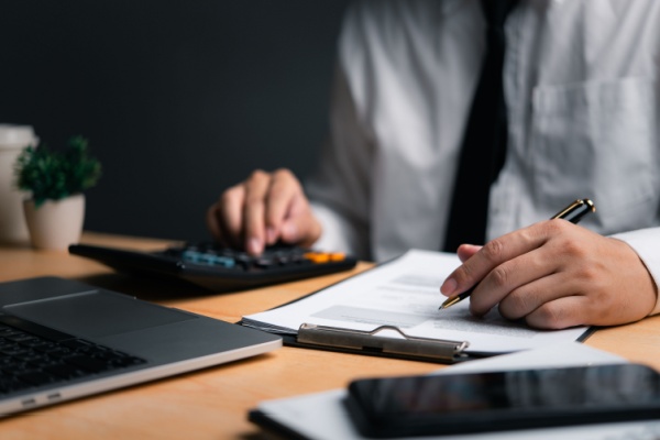 Une SCI fait l’objet d’un contrôle fiscal au cours duquel le vérificateur estime que des manquements délibérés ont été commis : il réclame donc le paiement des sommes redressées, majorées de 40 %. Et pour prouver cette « mauvaise foi », il va s’appuyer sur le comportement du gérant : pourquoi ?