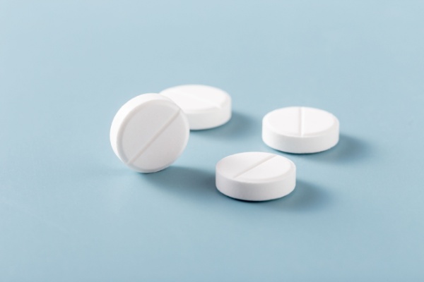 Certains médicaments peuvent voir leurs usages détournés et présenter des risques de santé publique. Ces détournements poussent les pouvoirs publics à prendre des mesures, notamment en ce qui concerne les produits opiacés…