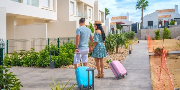 Shutterstock_miselocationmeubletourisme