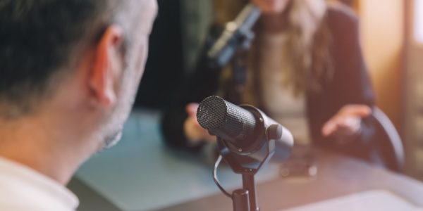 Shutterstock_radioassociativeaides
