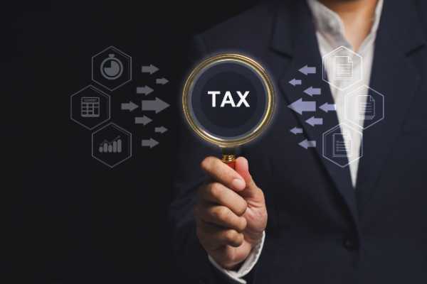 La fin de l’année sonne souvent l’heure des dernières actions à mener pour les entreprises. La fiscalité n’échappe pas à cette règle. Revue de détails des points à surveiller avant l’arrivée de la nouvelle année.