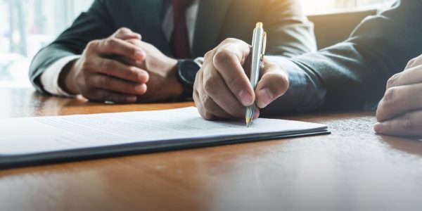 Shutterstock_contratsecurisationprofessionnelle