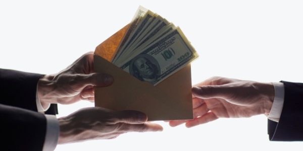 Shutterstock_salaireremunerationmontant