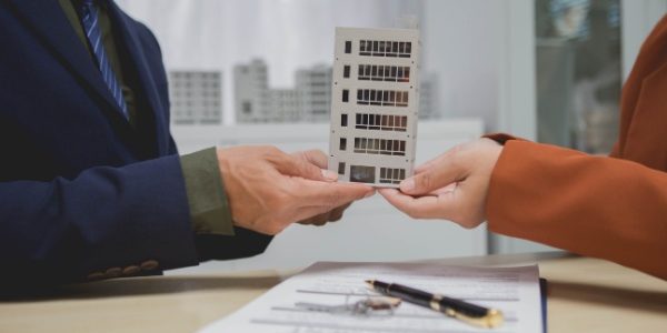 Shutterstock_coproacquisitiontemporaire