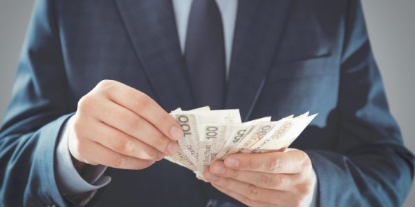 Shutterstock_remunerationgerantselarl_0