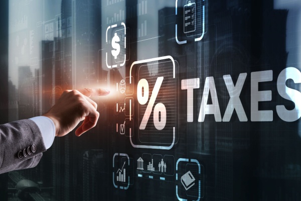 Prévu par la loi de finances pour 2025, le plafond unique à 25 000 € de recettes dans le cadre du régime de la franchise en base de TVA pour les microentreprises a été suspendu dès sa création. Une suspension qui a ensuite été prolongée jusqu’au 1er juin 2025… et qui vient encore de l’être… Pourquoi et jusqu’à quand ?