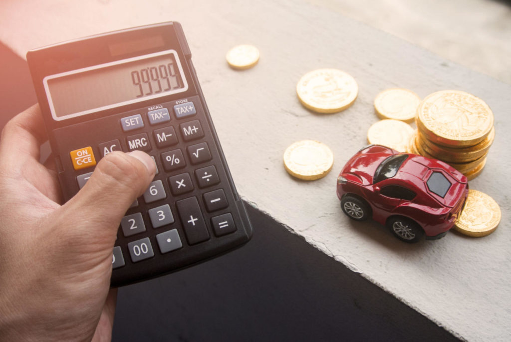 La mise à disposition de véhicules par une entreprise à ses salariés peut être assimilée à une prestation de service en matière de TVA. Mais sous quelles conditions ? Et quel est le régime de TVA applicable ? Réponses…