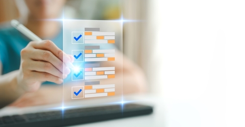 Comme déjà annoncé, l’Urssaf met à disposition des déclarants de DSN des comptes-rendus métiers (ou CRM) annuels dits « de Rappel », permettant de préciser l’ensemble des anomalies déjà signalés chaque mois de l’année précédente, mais qui n’ont pas été corrigées en avril de l’année suivante. Explications.