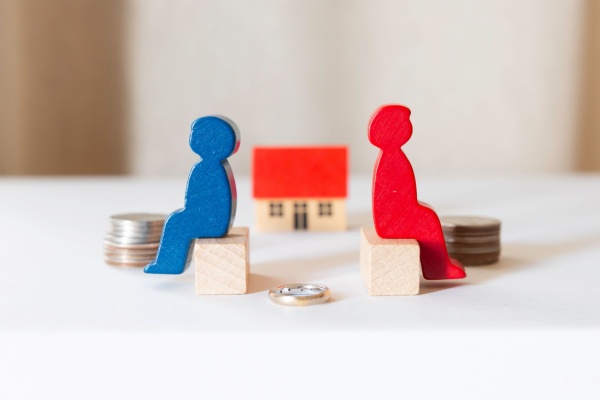 Divorce et impôts : qui paie ?
