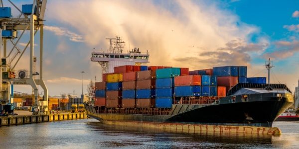 Shutterstock_feuillederouteeconomie