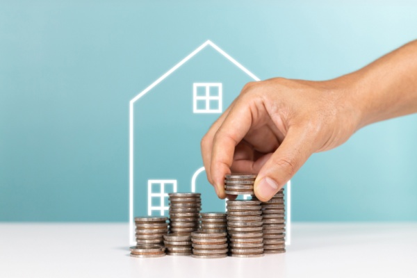 L’automne est là et, si vous êtes propriétaire, votre avis de taxe foncière est déjà disponible en ligne, dans votre espace particulier sur impots.gouv.fr. L’heure a sonné pour vous de payer. Mais quand et comment ?