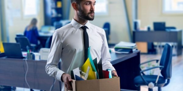 Shutterstock_licenciementmotifeconomique-1