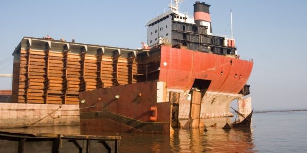 Shutterstock_coventionrecyclagenavire