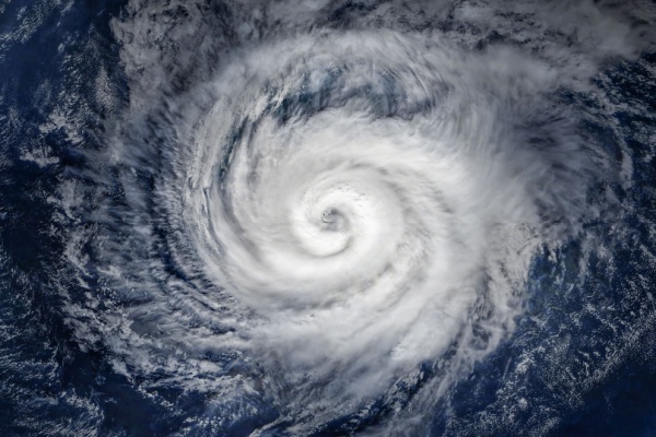 Pour accompagner les employeurs et les travailleurs indépendants de Mayotte toujours affectés par le cyclone Chido, les mesures de soutien liées aux cotisations sociales évoluent. Les plans de paiement sont repoussés et un abandon de dettes peut être demandé, sous réserve du respect de certaines conditions…