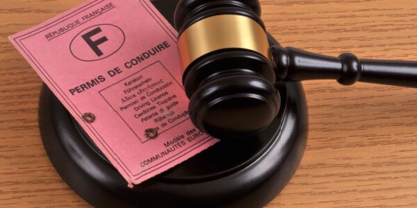 Shutterstock_verifpermis