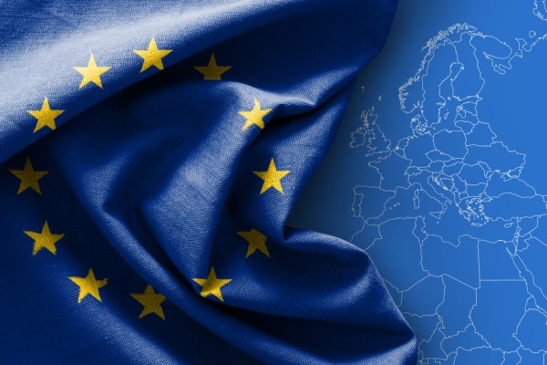 Les conditions de travail et d’inscription à France Travail de certains ressortissants étrangers sont clarifiées, notamment pour les titulaires d’une carte bleue européenne. Pour quels changements en pratique ?&nbsp;