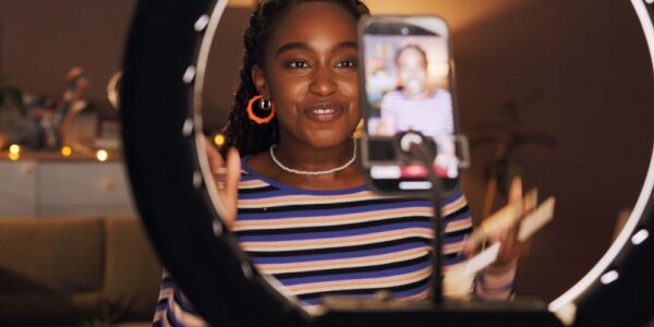 Shutterstock_influenceurs