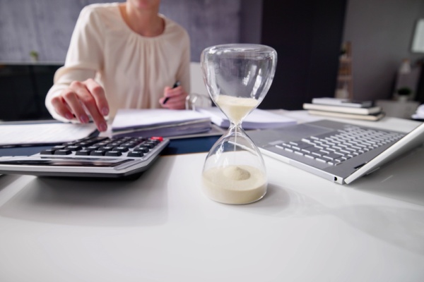 25 % : c’est l’augmentation de probabilité de défaillance d’une entreprise en cas de retards de paiements. Une situation qui a amené les pouvoirs publics à créer un nouvel outil de recouvrement pour les commerçants qui se veut efficace et rapide…