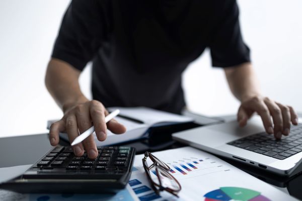 Le crédit d'impôt innovation est réservé aux petites et moyennes entreprises (PME) au sens du droit européen. Mais, lorsqu'une entreprise rejoint un groupe de sociétés ou connaît une forte croissance, l'appréciation de ce statut peut soulever des difficultés, comme le rappelle une affaire récente…