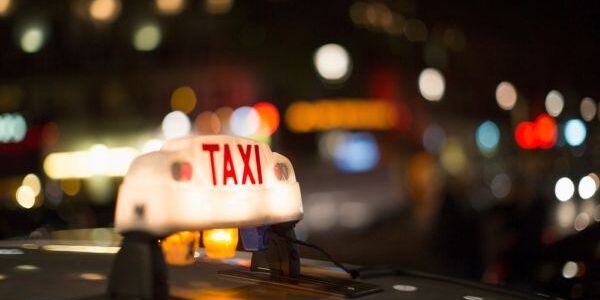 shutterstock_taxietavance